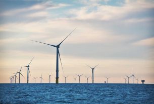 UK's offshore wind farm completes turbine commissioning